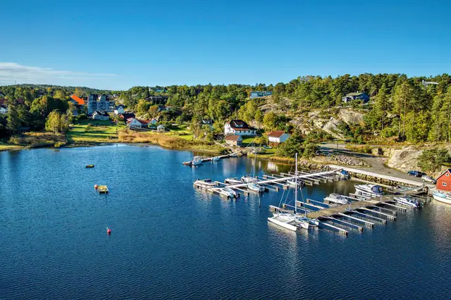 Delikat 3-roms - på vakre Hvaler. Nærhet til sjø og flott natur. Barnevennlig. Carport. Lave felleskostnader. — bilde 7
