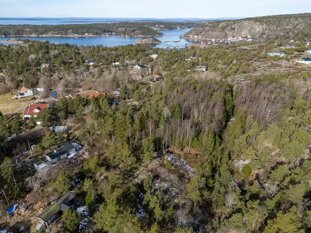 Hyttetomt, solrikt og sjønært - Slevik/Vikene — bilde 4