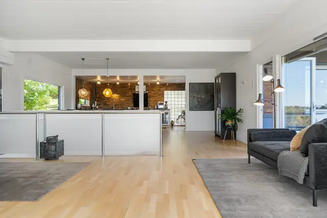 Arkitektegnet, elegant og innholdsrik 60-talls villa - ved Skrenten på Begby — bilde 34