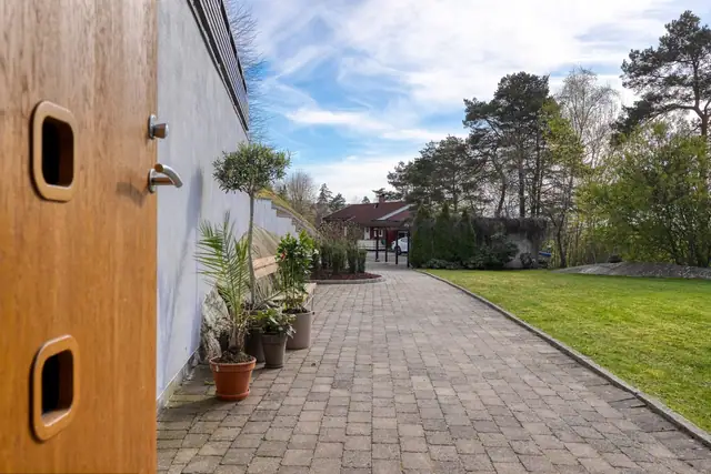 Arkitektegnet, elegant og innholdsrik 60-talls villa - ved Skrenten på Begby — bilde 10