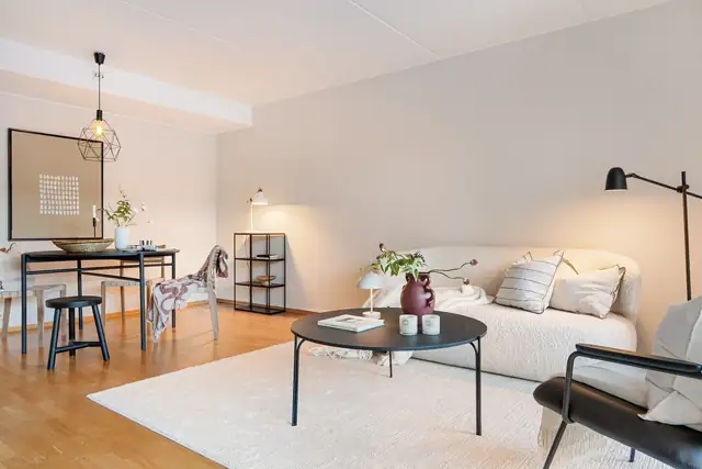 Fredrikstad sentrum - Rolig & sentral 2-roms| egen P-plass i parkeringsanlegg & solrik markterrasse | Cicignon — bilde 7