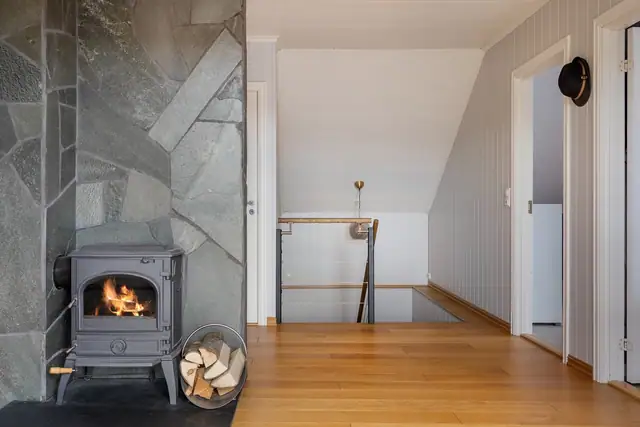 Generously sized detached house (registered as a semi-detached house) with large garage - Skovbølet above Wilbergjordet — image 24