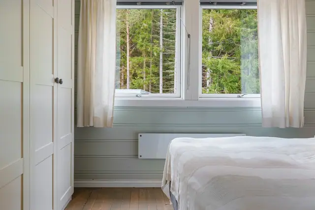 Høstpris! Koselig hytte m/anneks og kort vei til nydelig sandstrand. Bilvei helt frem og mulighet for båtplass. — bilde 31