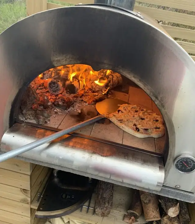 Høstpris! Koselig hytte m/anneks og kort vei til nydelig sandstrand. Bilvei helt frem og mulighet for båtplass. — bilde 9