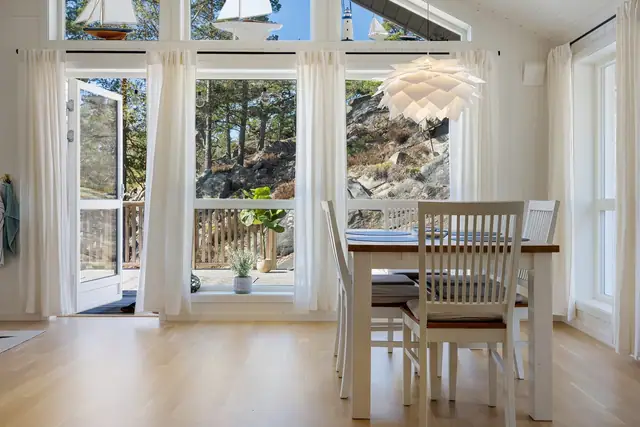 Attractive, well-kept all-year cabin from 2019 close to the water / possible boat mooring — image 17