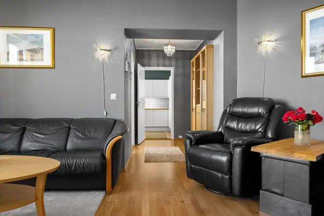 Selveierleilighet i 1. etasje med 2 soverom, vannbåren gulvvarme, elveutsikt og sentral beliggenhet på Sellebakk! — bilde 8