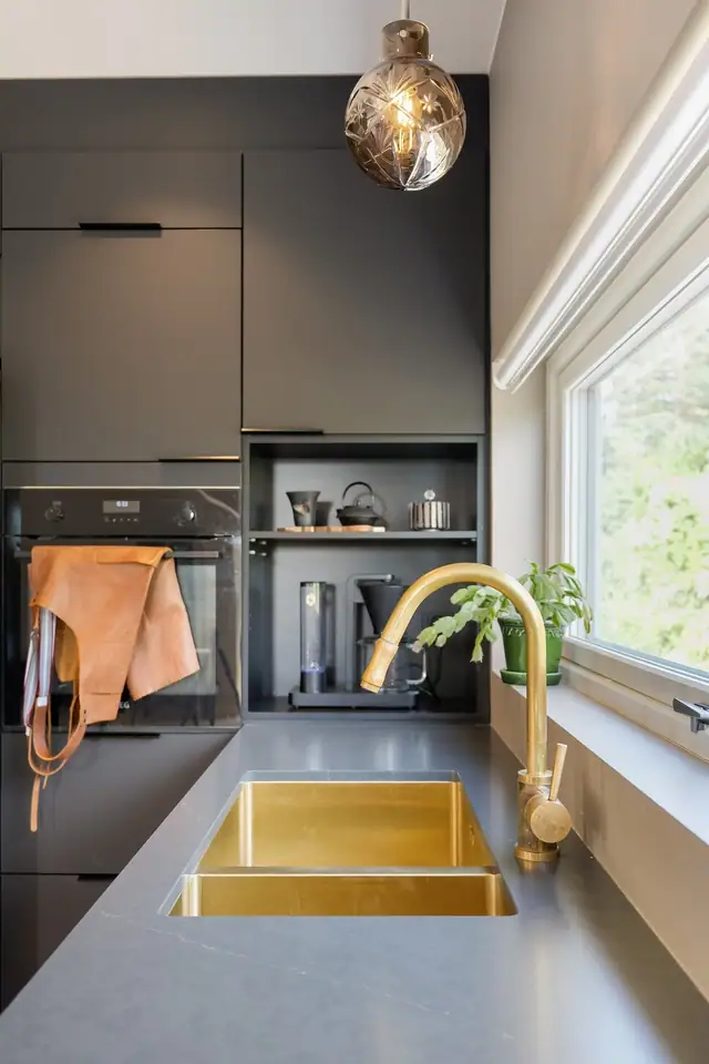 Stilfullt townhouse solfylt beliggenhet og store, usjenerte uteplasser. Nærhet til det meste. Pettersand/Fredrikstad — bilde 17