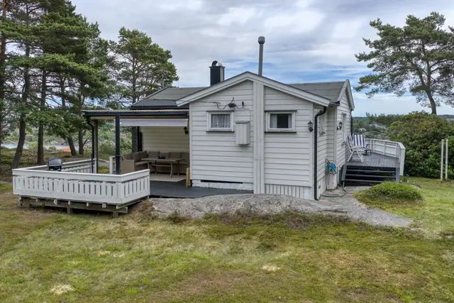 Sjarmerende hytte med gode sol- og utsiktsforhold på Gressvik, Fredrikstad | P-plass & innlagt VA — bilde 11