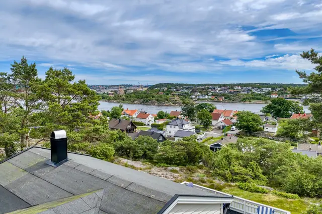 Sjarmerende hytte med gode sol- og utsiktsforhold på Gressvik, Fredrikstad | P-plass & innlagt VA — bilde 4