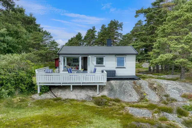 Sjarmerende hytte med gode sol- og utsiktsforhold på Gressvik, Fredrikstad | P-plass & innlagt VA — bilde 10