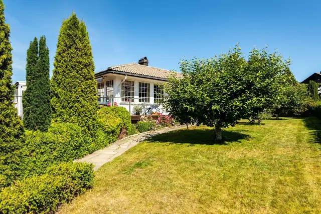 Generously sized detached house with integral garage in family-friendly surroundings - at the end of a cul-de-sac on Slevik Platå — image 9