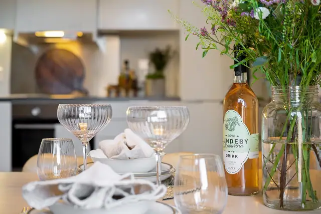 Characterful two-room flat with access to a large roof terrace overlooking Nygaardsplassen - in the heart of the town centre — image 7