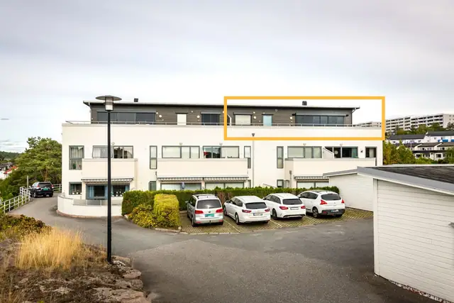 Romslig og lys 4-roms selveierleilighet på Grønlifjellet med kort gangavstand til Fredrikstad sentrum — bilde 3