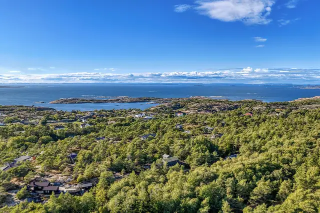 Koselig hytte med effektiv planløsning og fine, solrike uteplasser - Papper — bilde 32