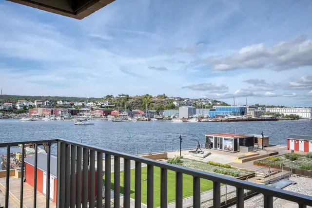 Utsikt fra balkong og stue