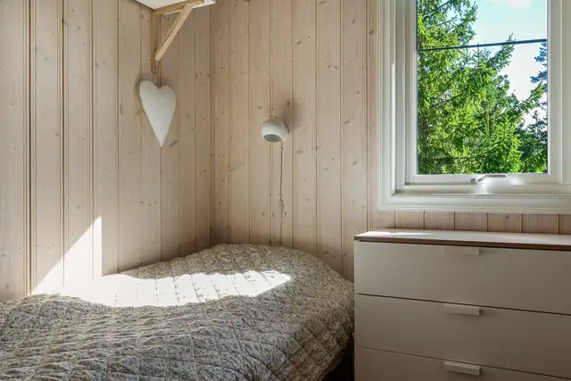 Innholdsrik, nyere hytte med båtplass - Roppestad — bilde 28