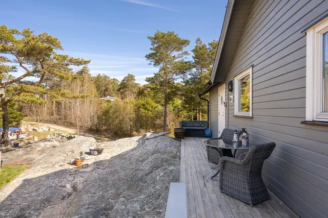 Moderne og romslig hytte, nydelig belligende i Gjøkvika på Søndre Sandøy — bilde 12